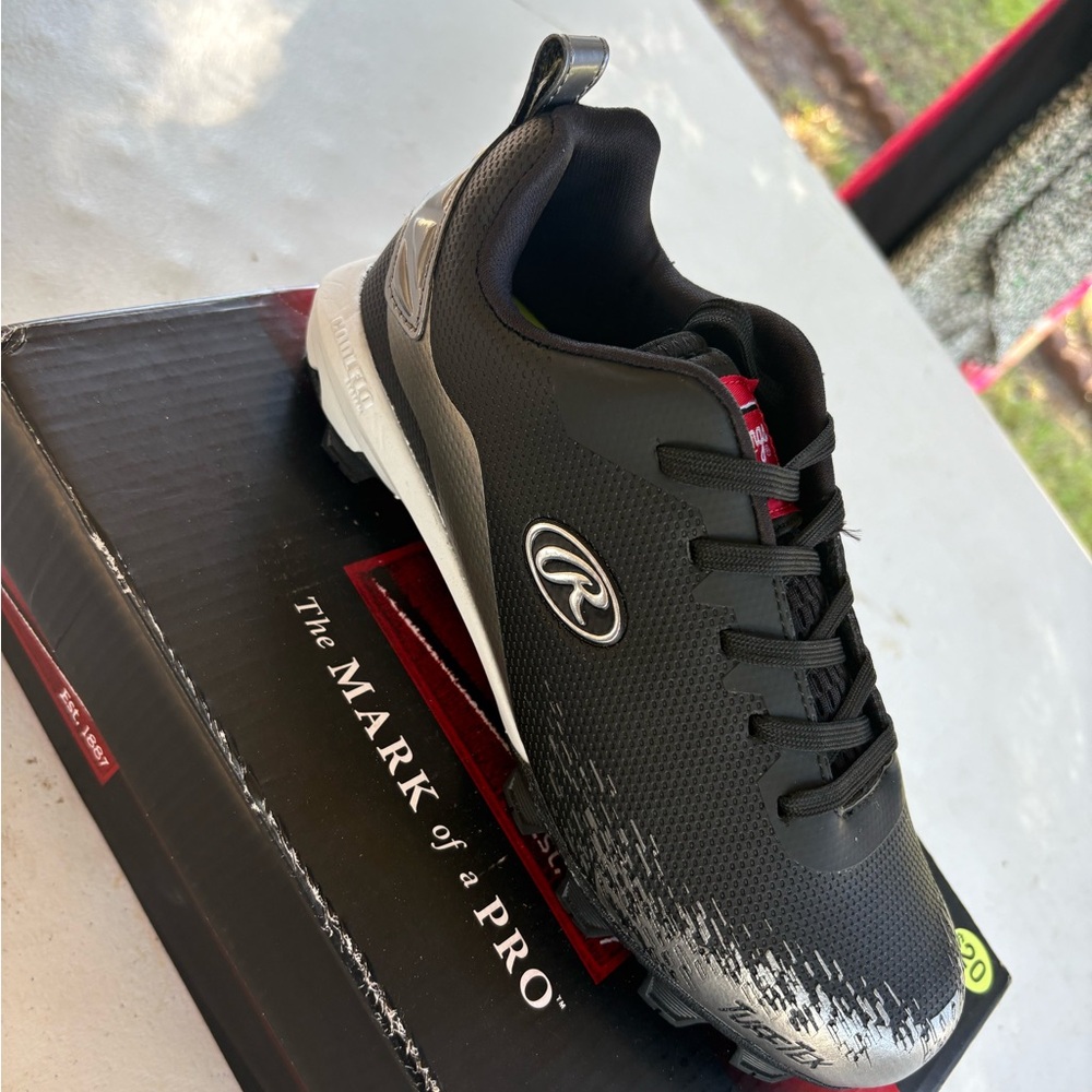 Rawlings cleats